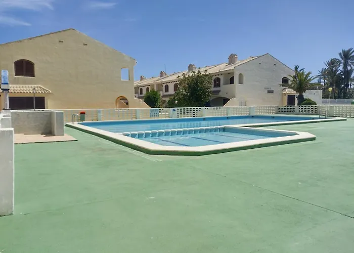 En Villamorena 아파트 라망가델마르메노